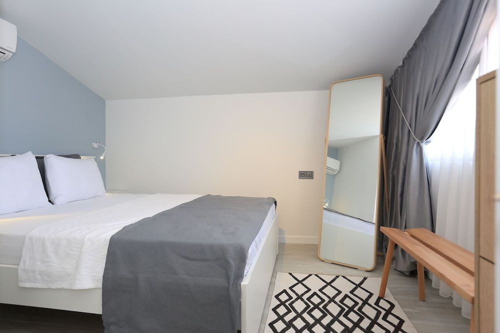 Verde Suites Akyaka Romantic Apartment, 2 Bedrooms, Kitchen, Sea View 2