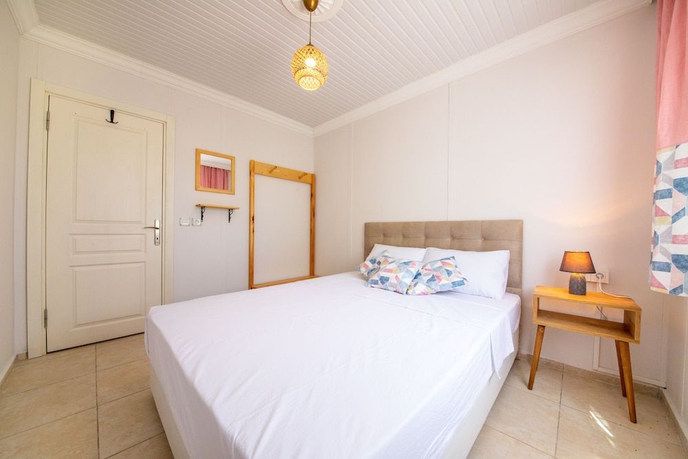 Bhavana Gokova Standard Room, 1 Bedroom, Garden View 7