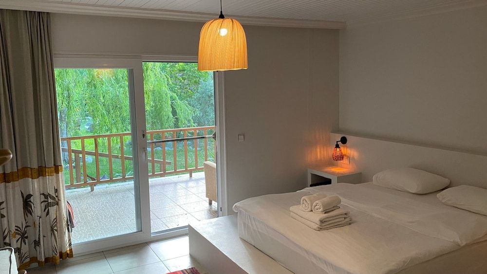 Bhavana Gokova Premium Double or Twin Room, 1 Bedroom, Patio, Garden View 3