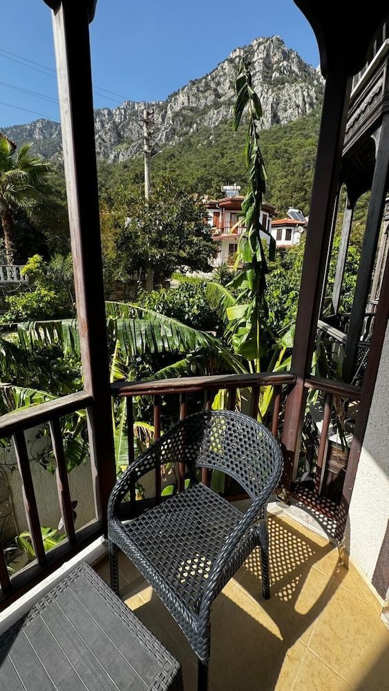 Gokova Hotel Standard Room, City View 6