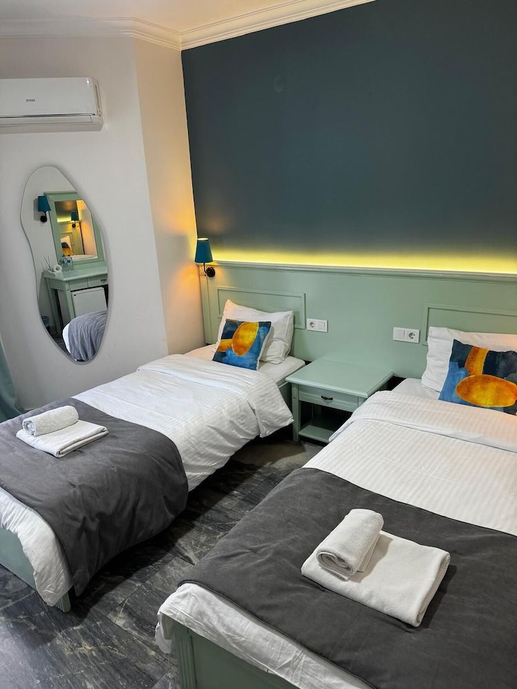 Gokova Hotel Standard Room, City View 3