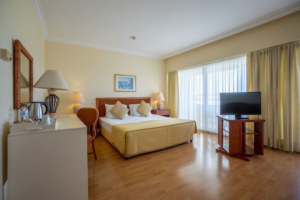 Junior Room