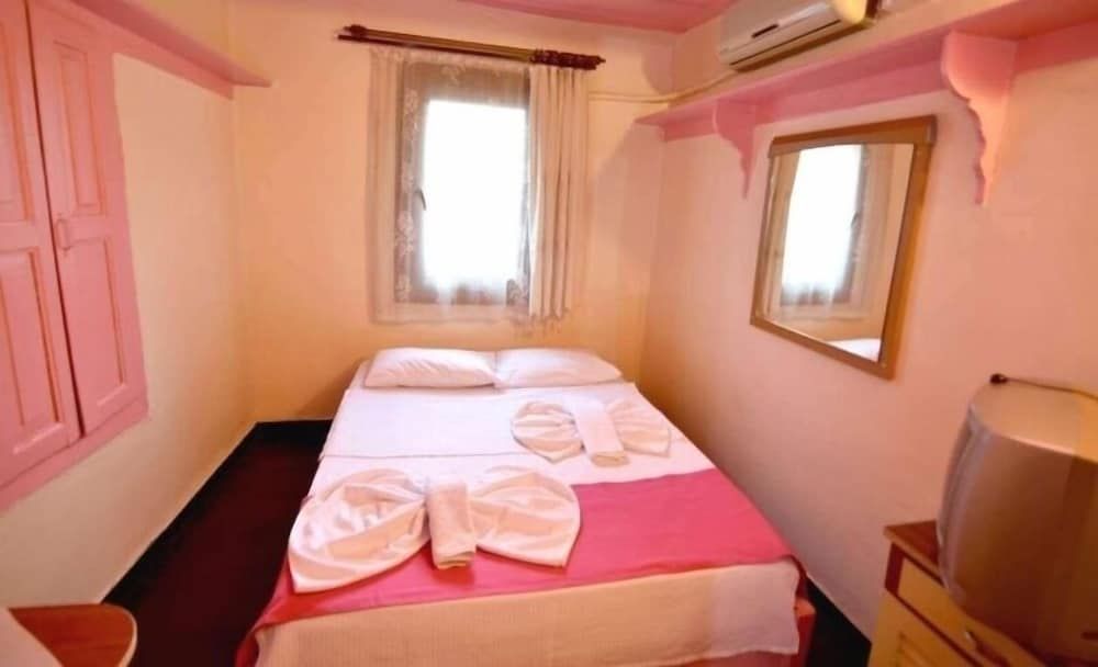 Antikhan Hotel