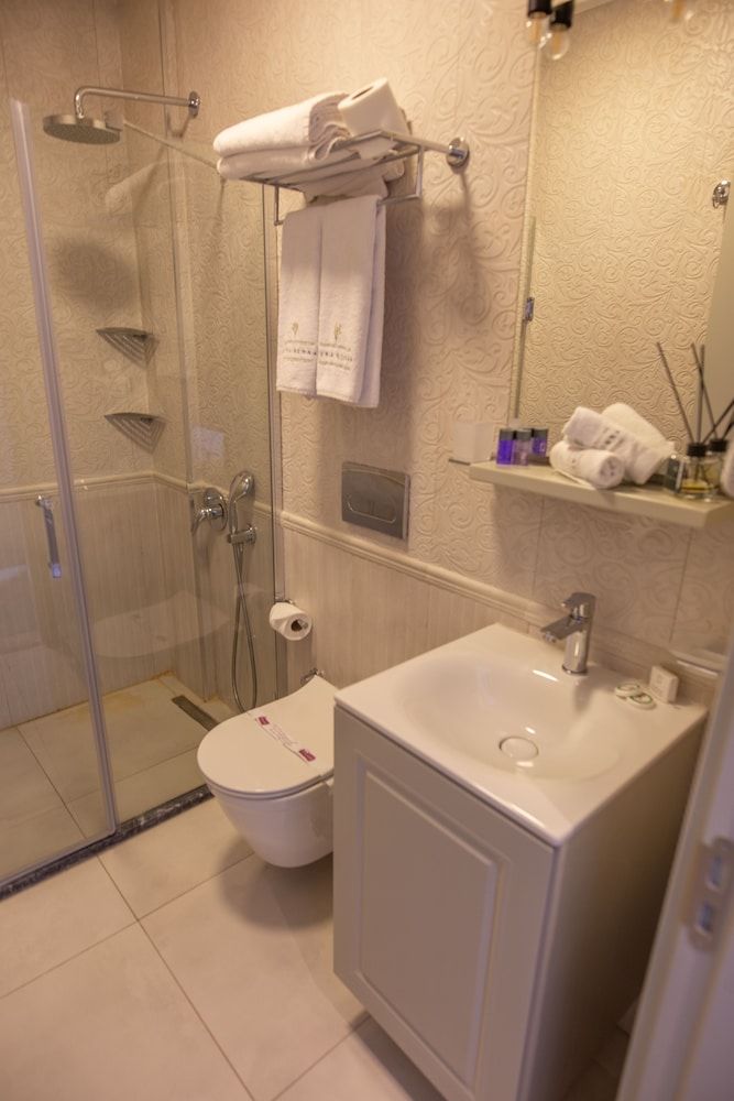 Cunda Nonna Standard Twin Room 4