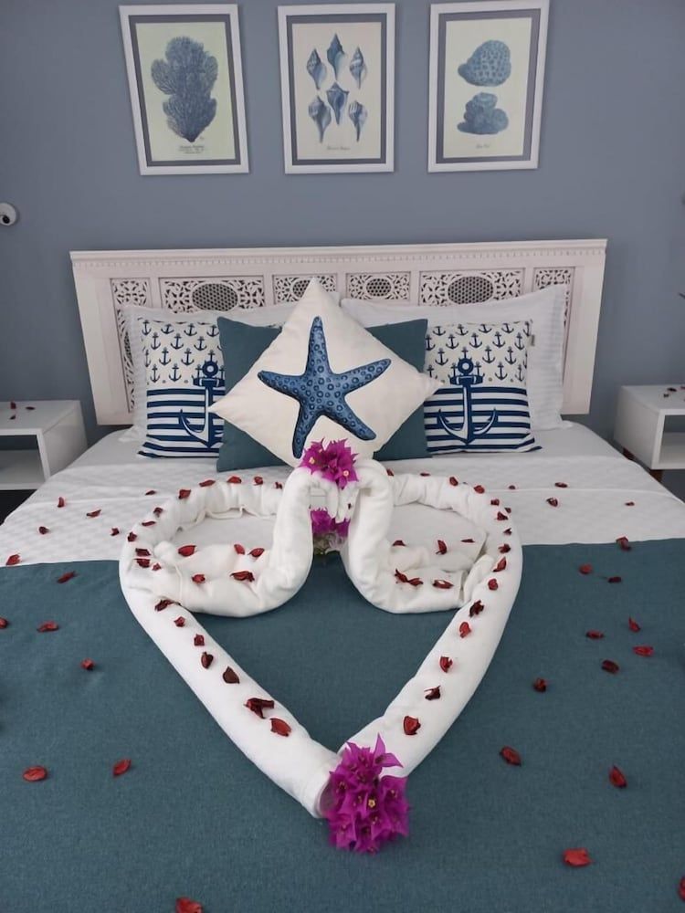 Zarbalı Cunda Deluxe Room 2