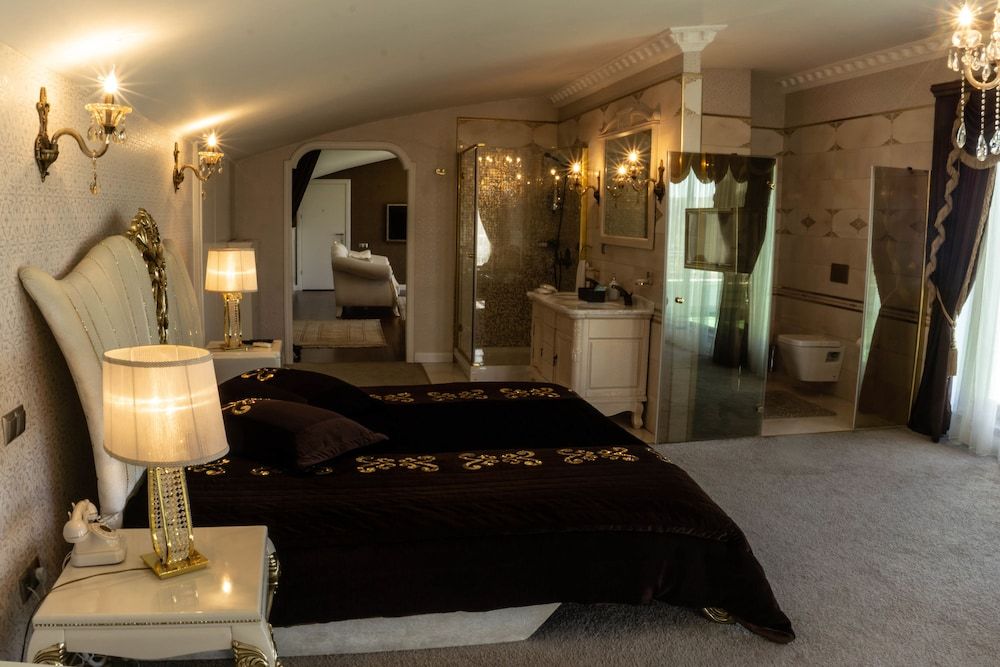 Nevo Studios Otel Royal Double Room 4