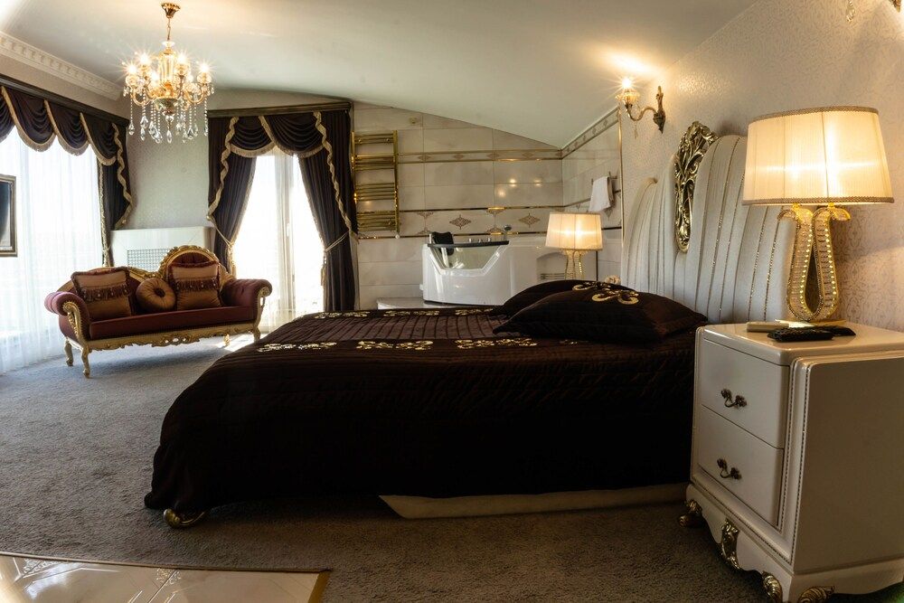 Nevo Studios Otel Royal Double Room 2