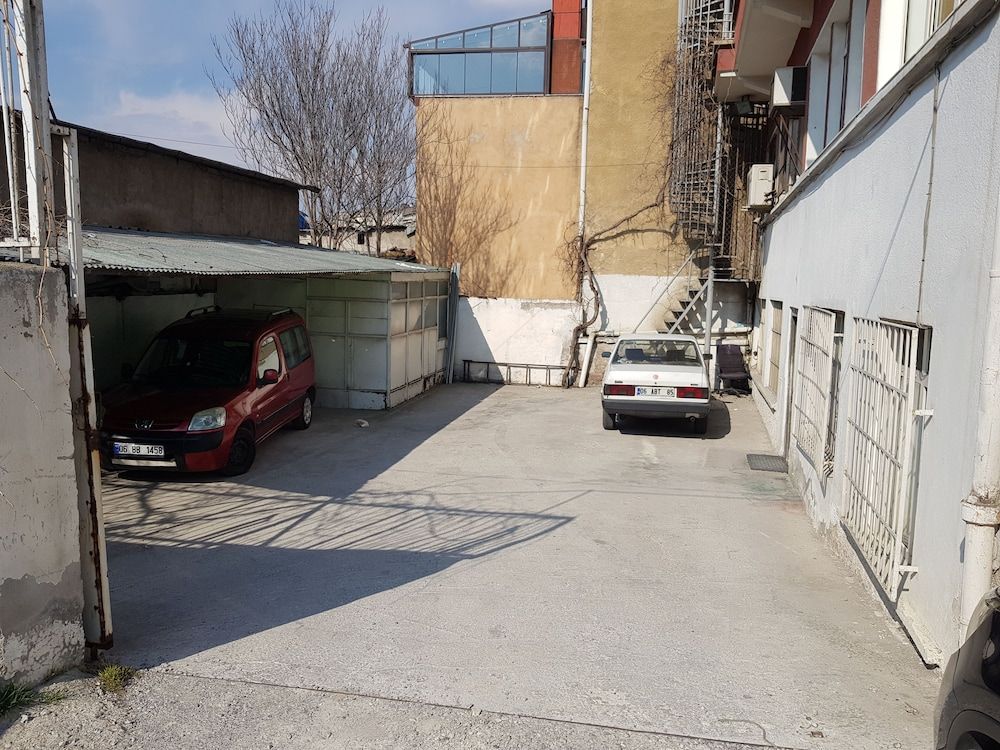 undefined Ferah Otel 7