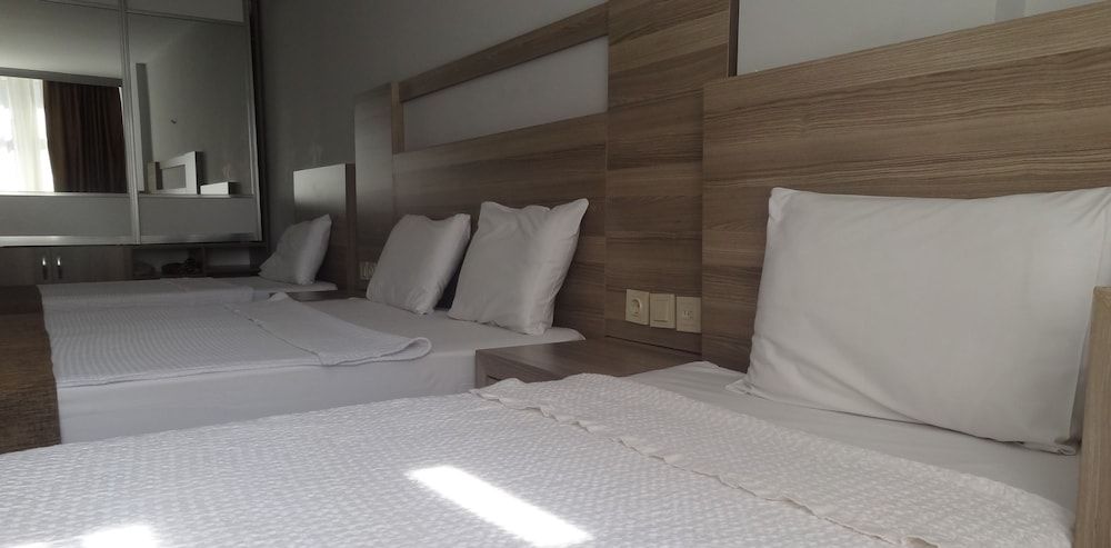 undefined Renq Hotel