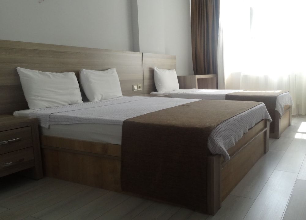 Renq Hotel Standard Room 3