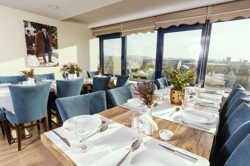 undefined Grand Seray 5