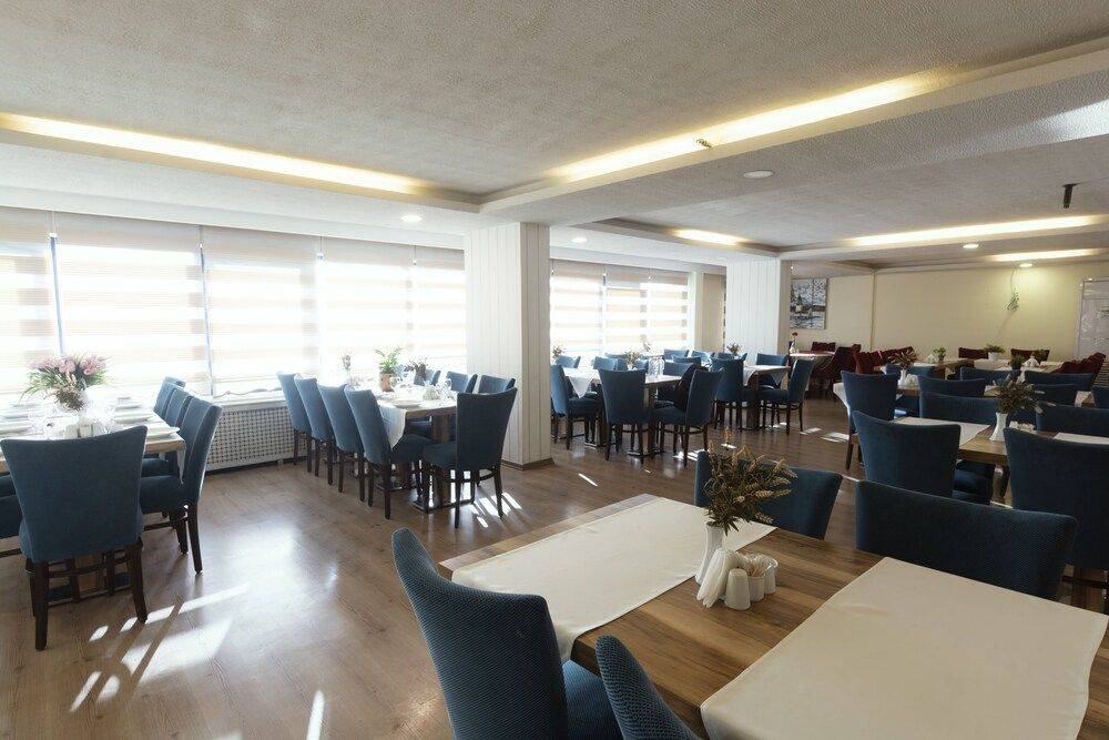 undefined Grand Seray 4