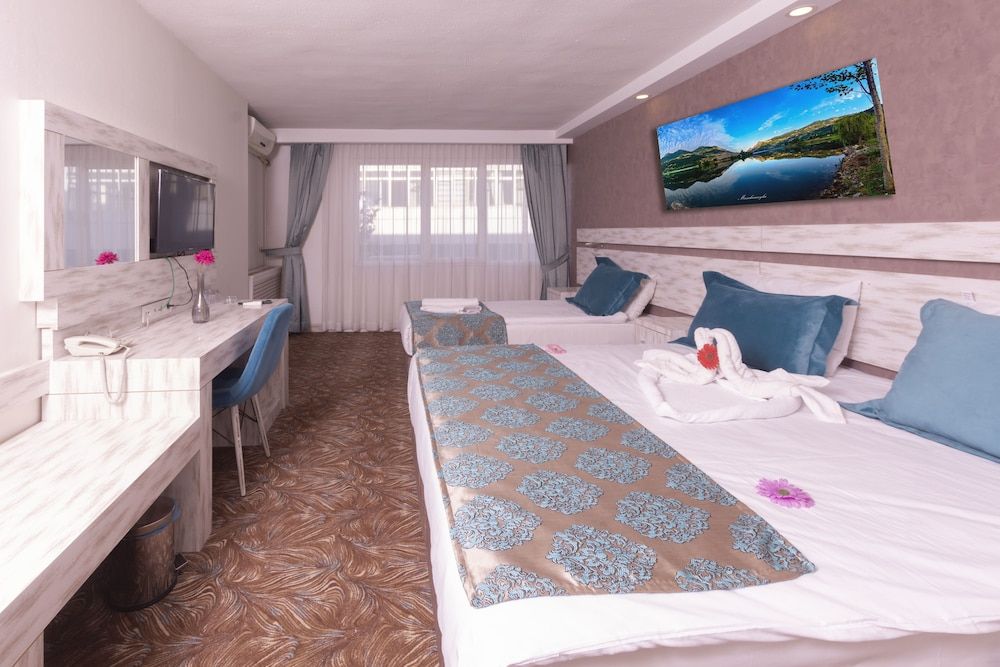 undefined Grand Seray 2