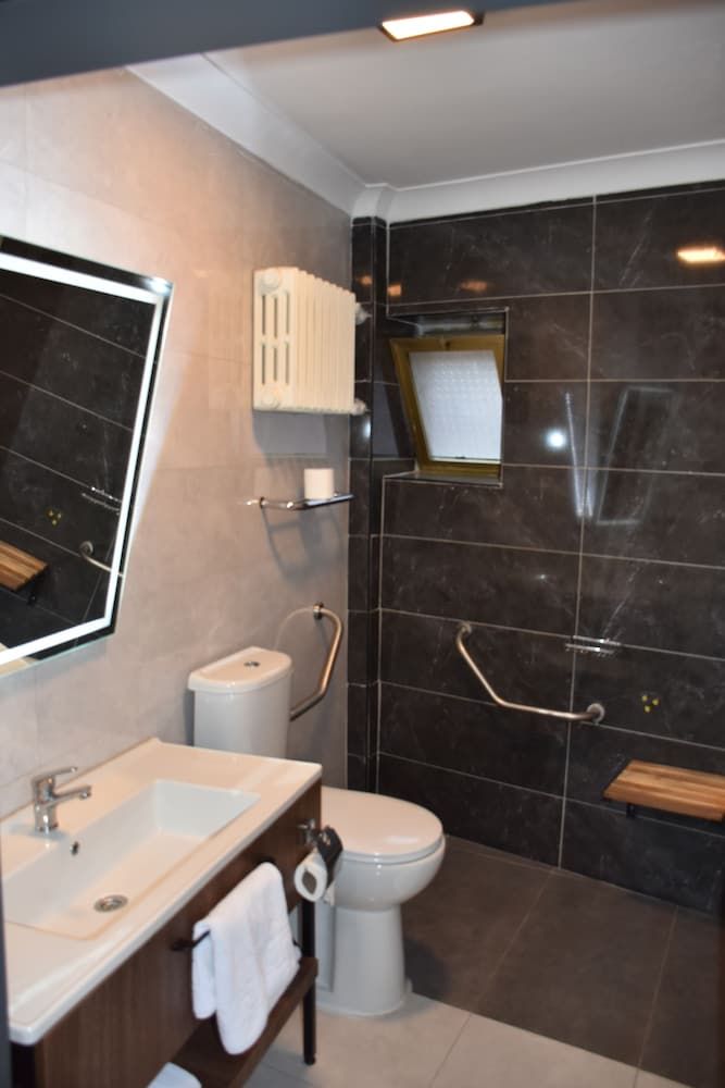 UK Ankara Hotel Standard Room, Accessible 4