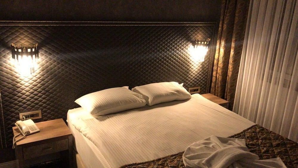 undefined Saffari Hotel 4