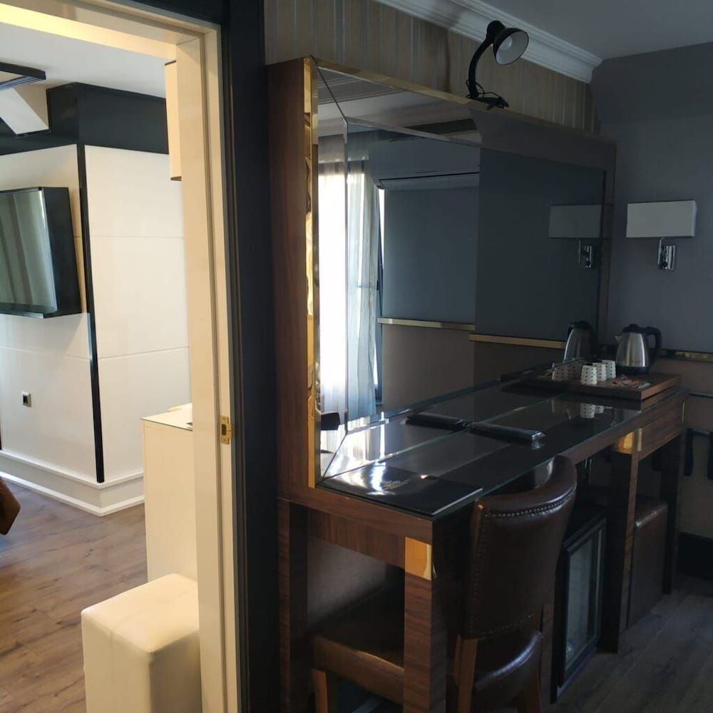 The Mara Palace Otel Family Quadruple Room 2