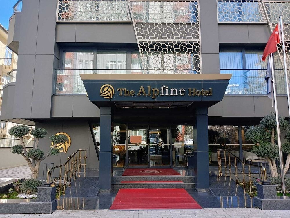 undefined The Alpfine Hotel 4
