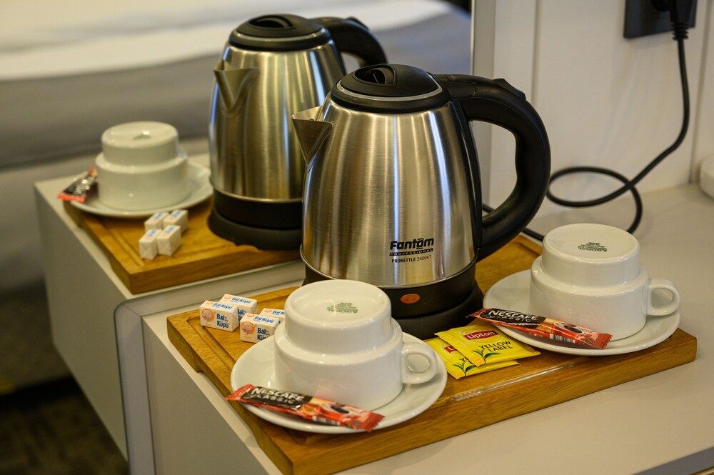 undefined DS Regulus Otel 8