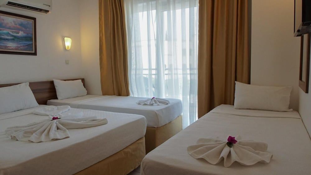 Standard Double or Twin Room, 1 Double Bed, Non Smoking, Pool View
