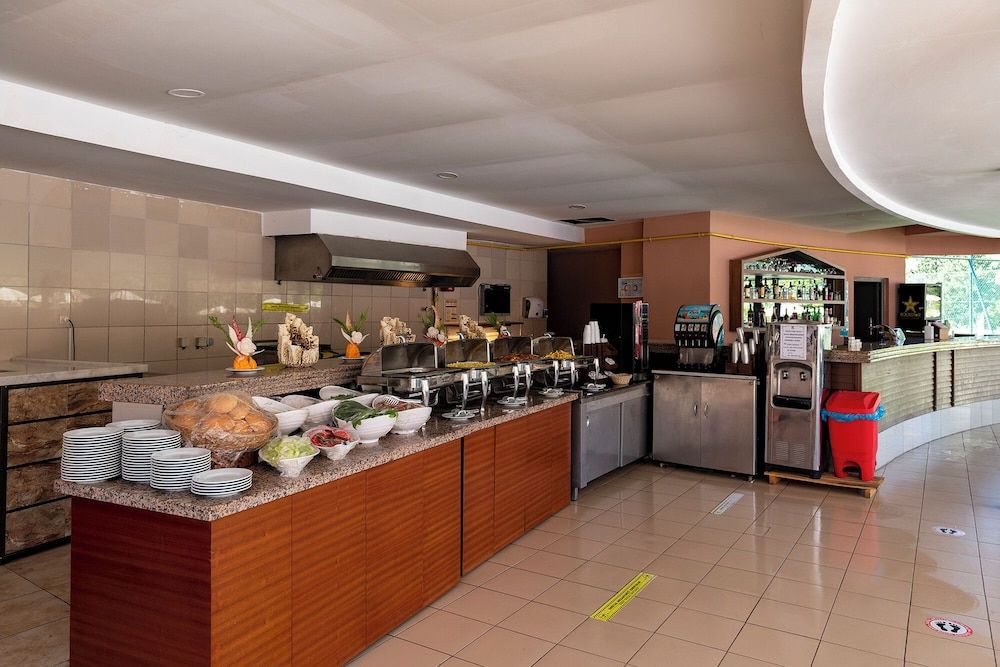 Food Court