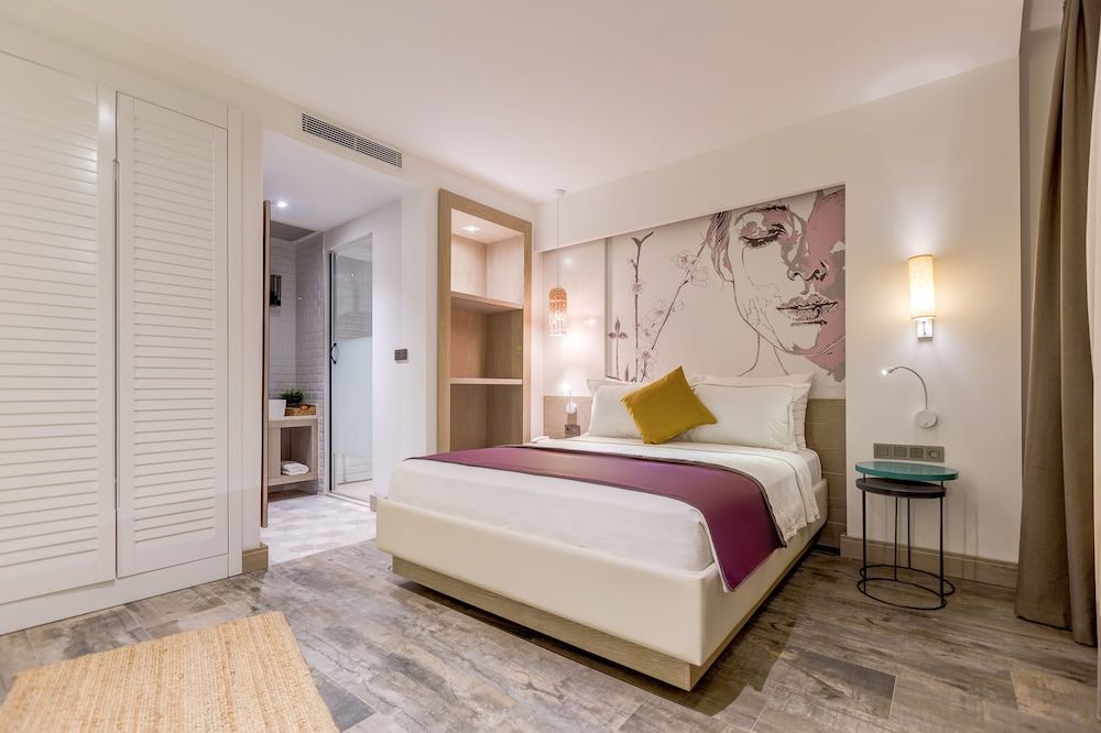 Double Room, Mountain View