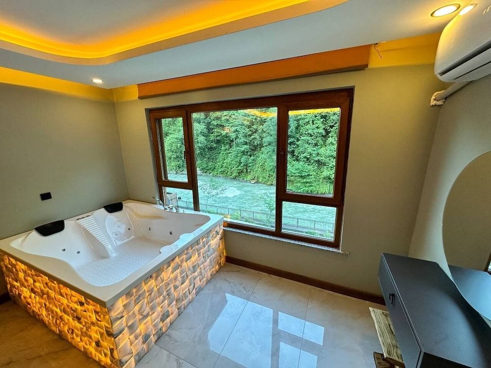 Tuva Villa Bungalov Honeymoon Studio