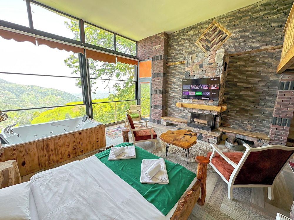 Dublex Royak King Bungalow with Jacuzzi and Fireplace-21