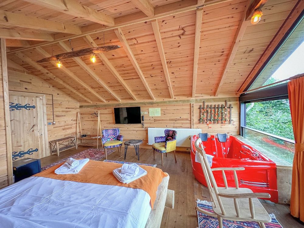 Suit Bungalow with Jacuzzi-17