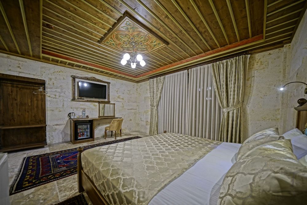 Zultanite Cappadocia Hotel Family Triple Room 5