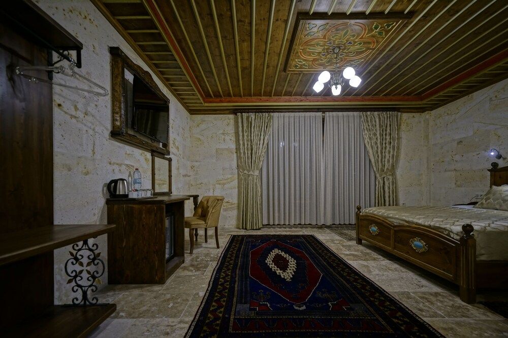 Zultanite Cappadocia Hotel Family Triple Room 3