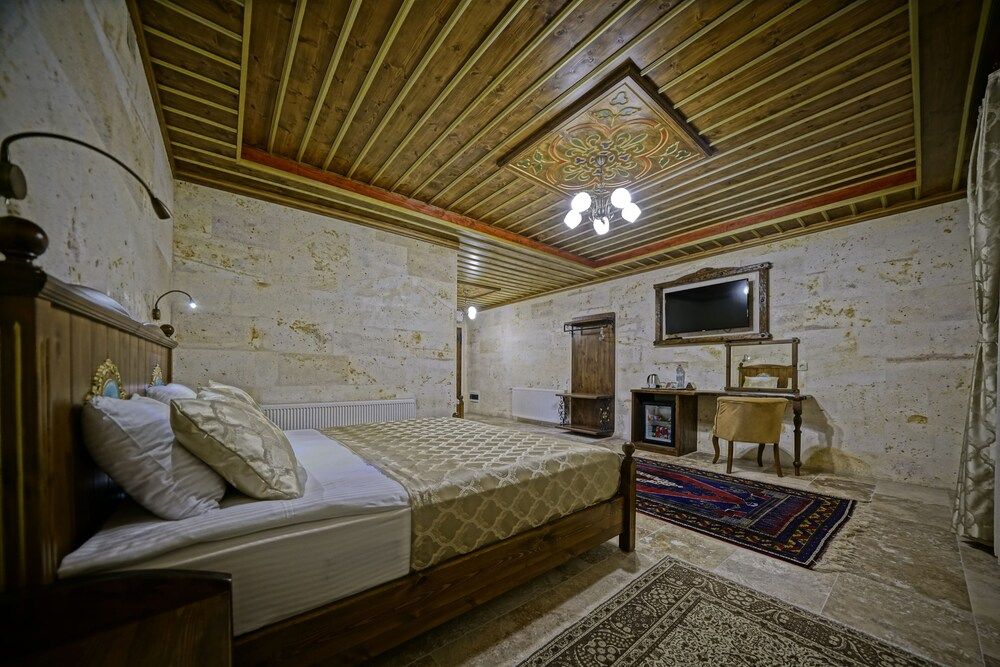Zultanite Cappadocia Hotel Family Triple Room 6