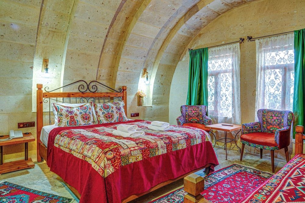 Deluxe, King, 1 Bedroom, Garden View