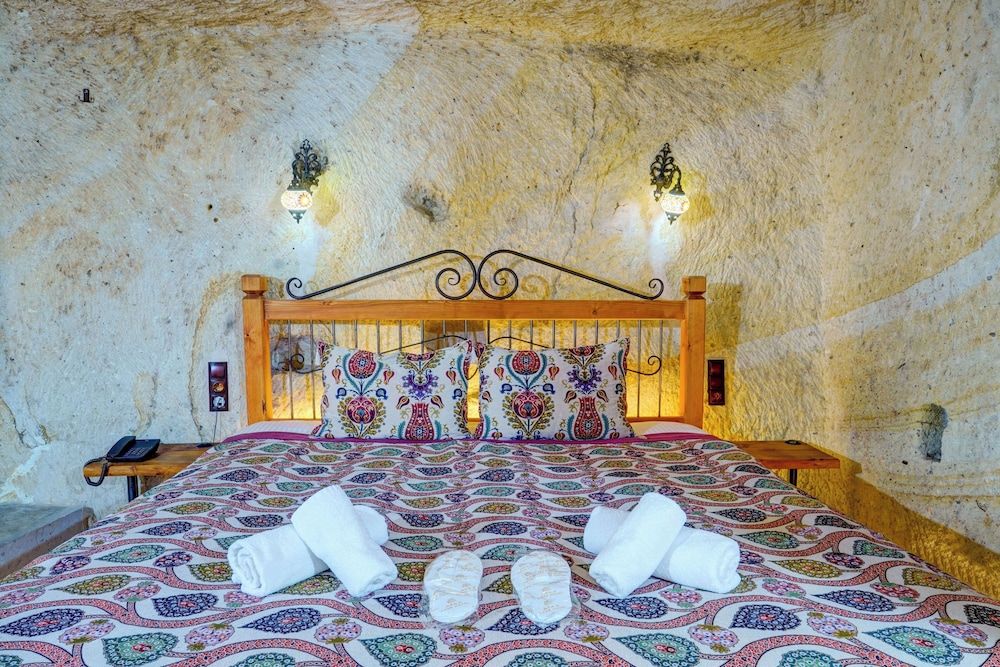 Atax Cave Otel