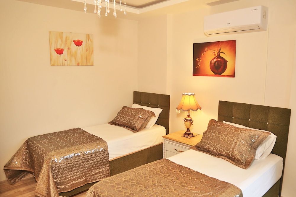 undefined King Suite 3