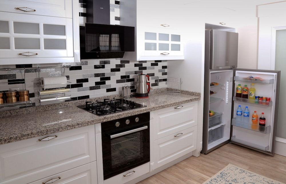 undefined King Suite 6