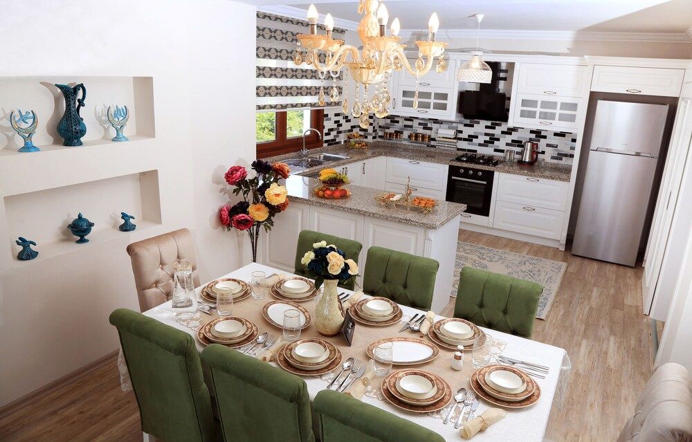 undefined King Suite 7