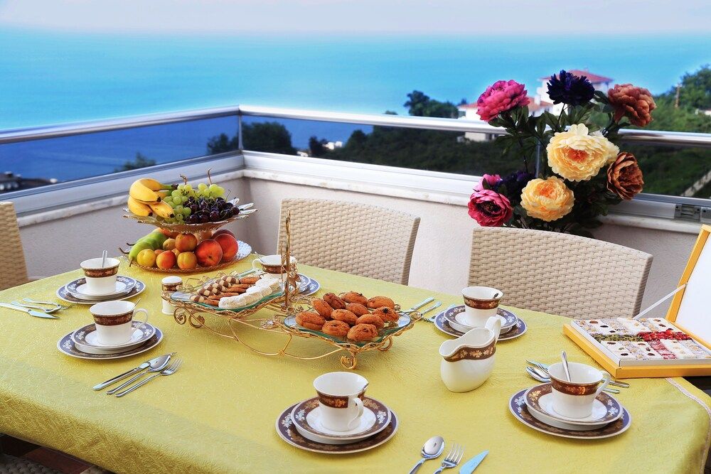 King Suite Deluxe Apartment 12