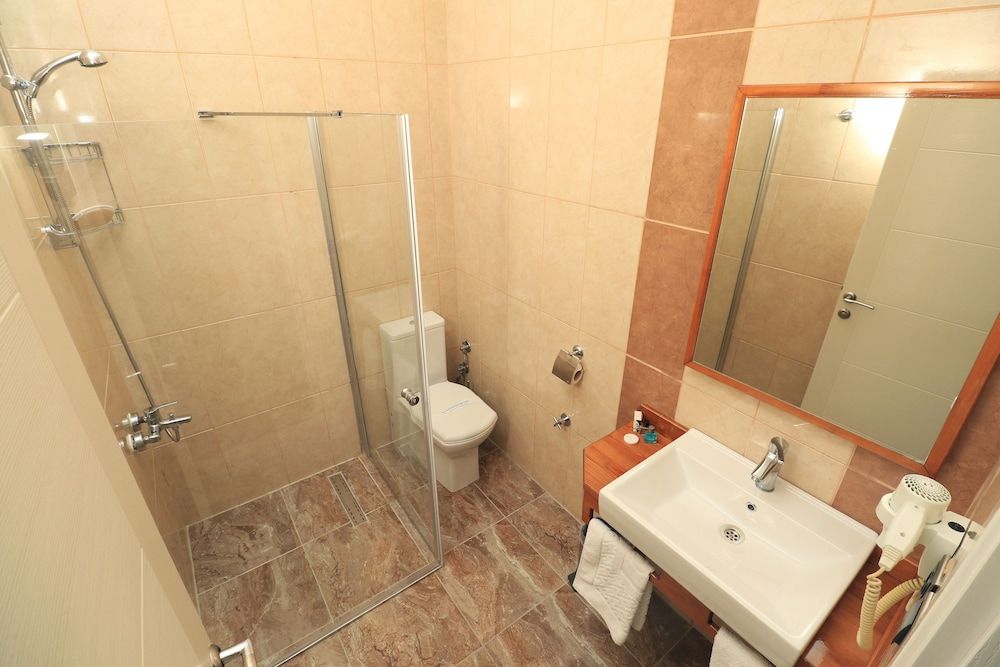 Marvell City Otel Standard Room 5