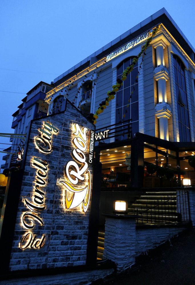 undefined Marvell City Otel 6