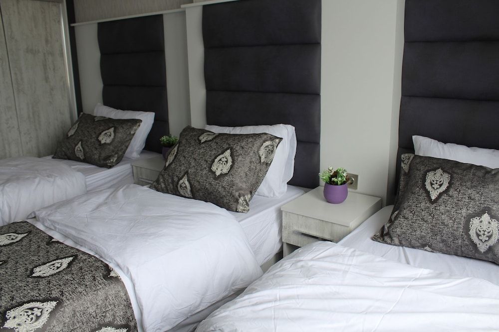 Sweet Home Alhamra Family Apartment, Multiple Beds (Panoramic Sea View) 4