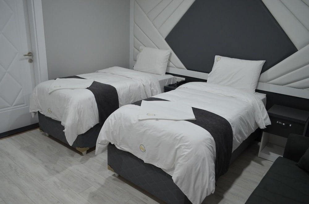 undefined Best Of Suite Hotel 10