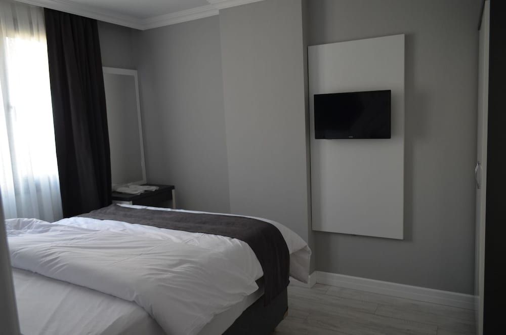 undefined Best Of Suite Hotel 5