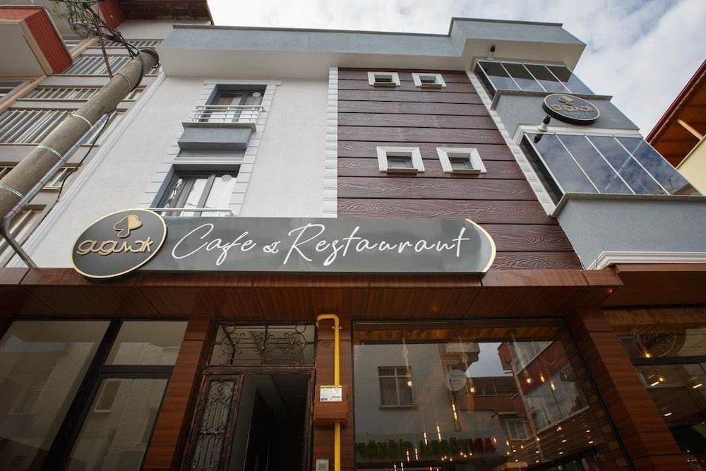 undefined Guguvak Suites By Surur