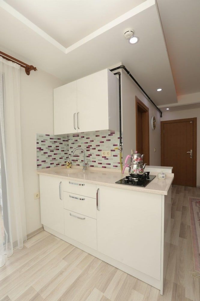 Guguvak Suites By Surur Comfort Apartment, 1 Bedroom 5