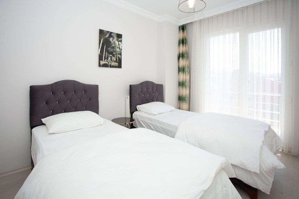 Leena Suites Deluxe Apartment, City View 19