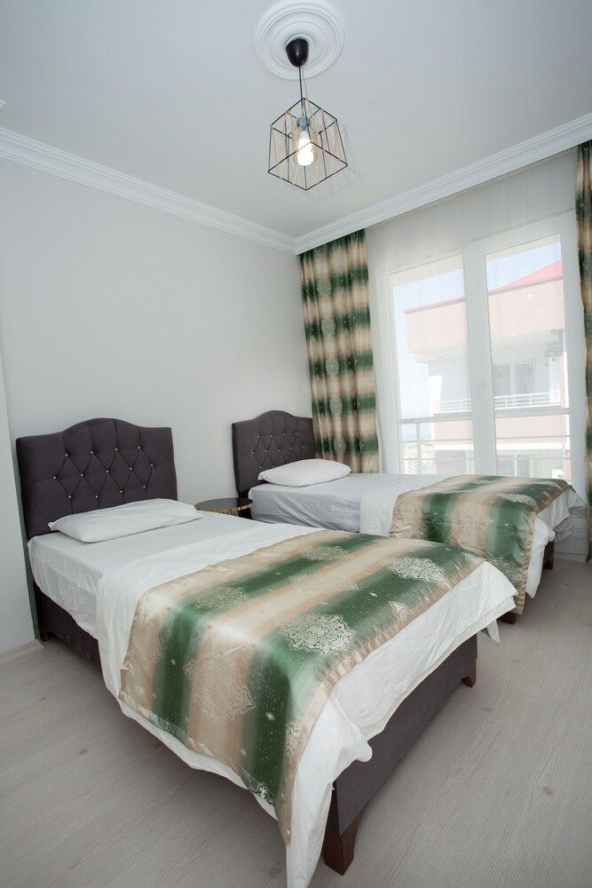 Leena Suites Deluxe Apartment, City View 18