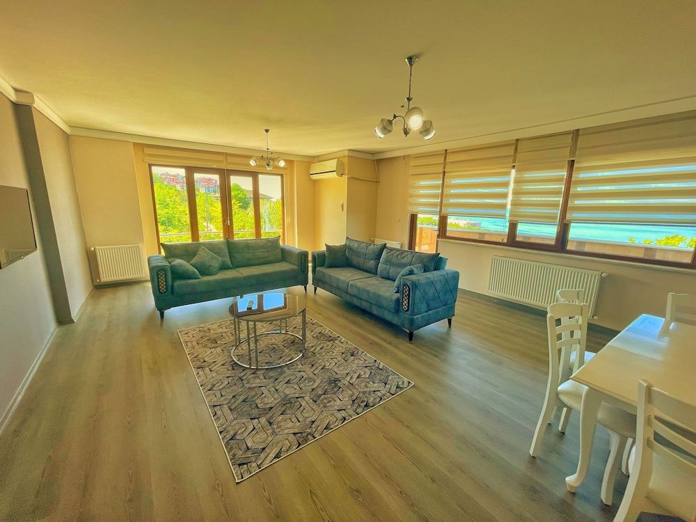 undefined LUSTRA GARDEN SUITE 2