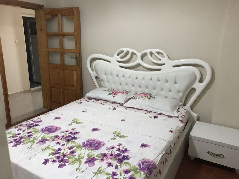 undefined Karabina Green Apart 6