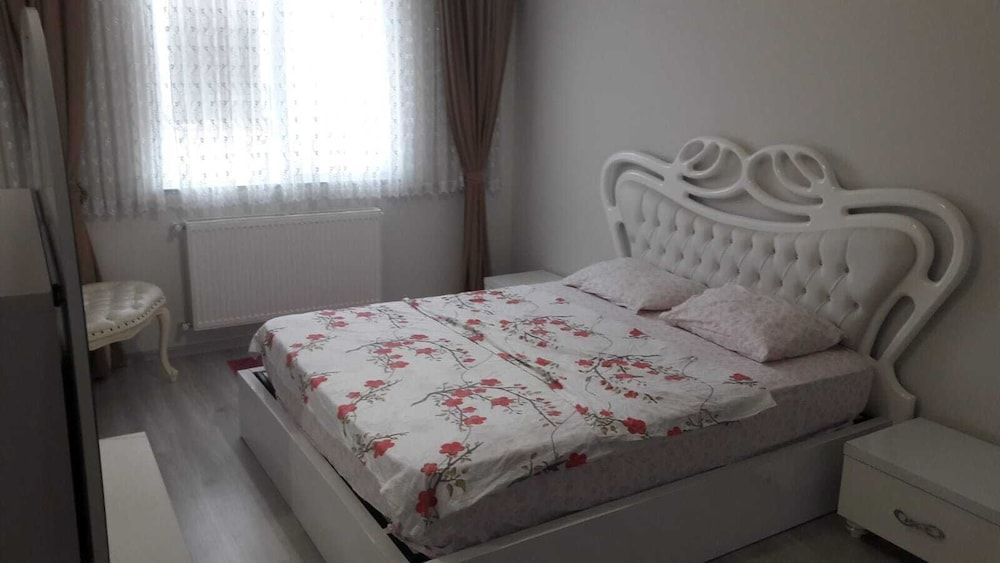 undefined Karabina Green Apart 4