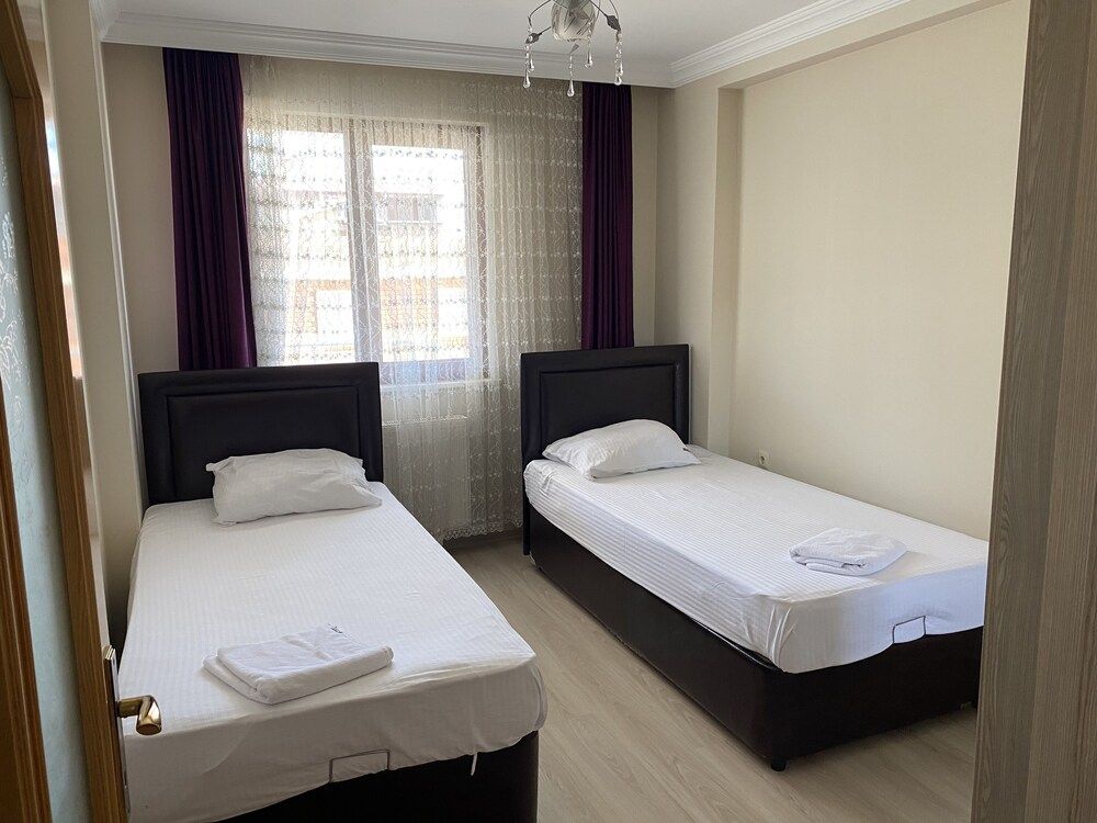 undefined ÖZGÜRCAN APART 3